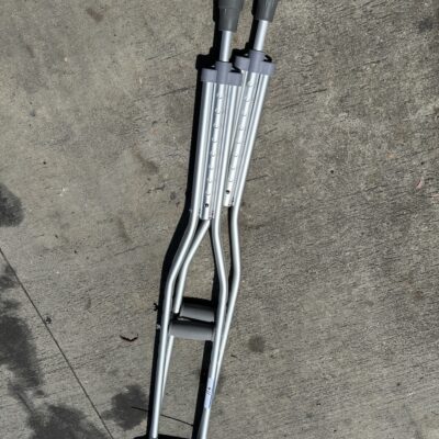 Crutches 5’2” to 5’10” - Item #411 - Service Charge $10