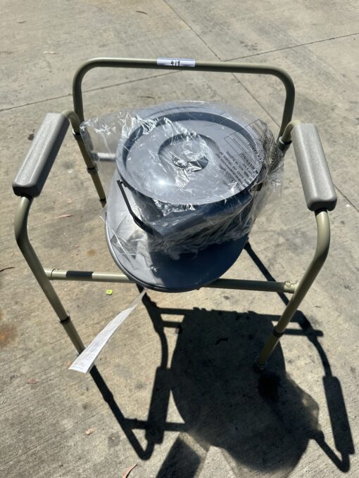 Nova Commode - New - Item #419 - Service Charge $10